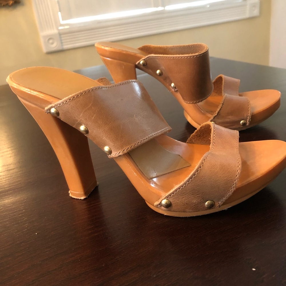 Charles David Tan Minimalist Sandals